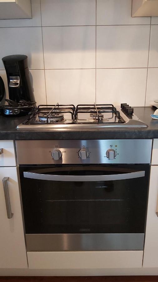 Comfortabel En Gezellig Familie Chalet Tot 6 Personen Op De Veluwe Bungalowpark De Kern Putten Ngoại thất bức ảnh